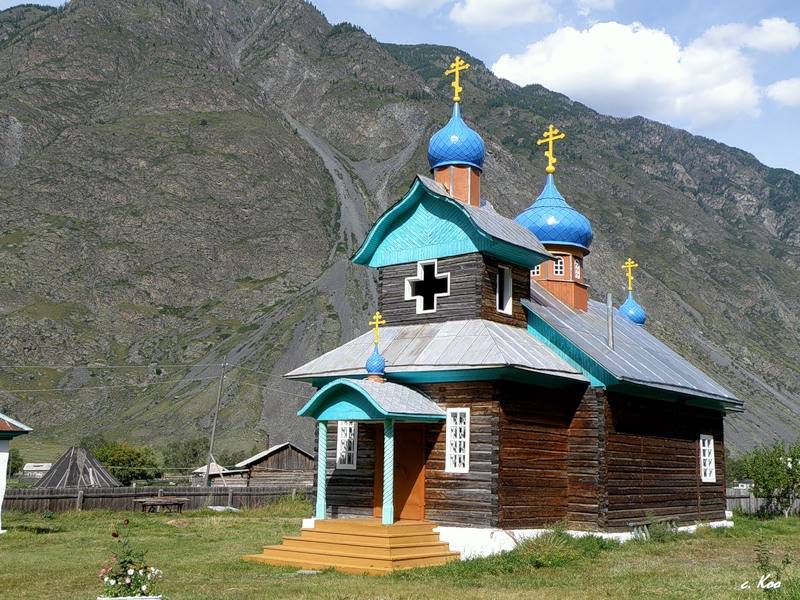 Храм в еле Коо
