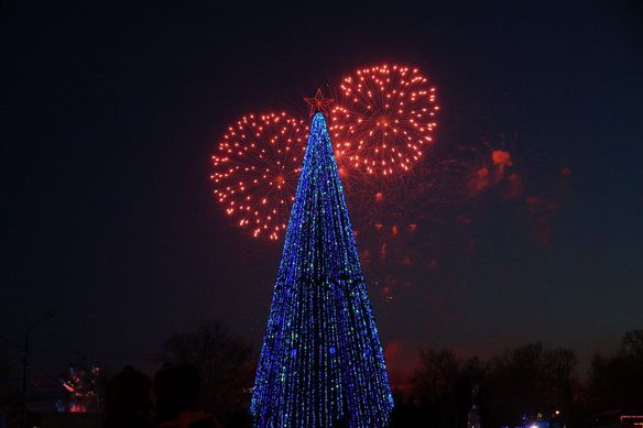 Новогодний фейерверк 2013 над Барнаулом (фото,видео)