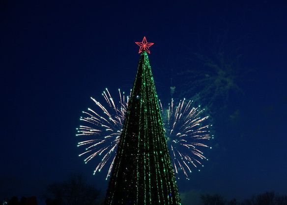 Новогодний фейерверк 2013 над Барнаулом (фото,видео)