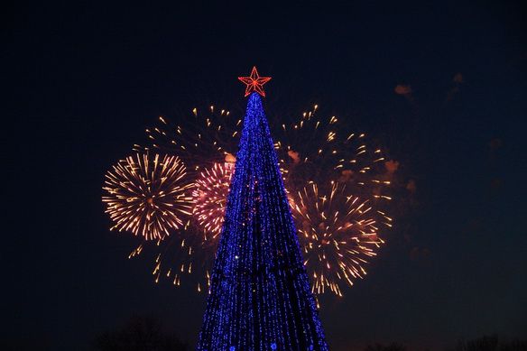 Новогодний фейерверк 2013 над Барнаулом (фото,видео)