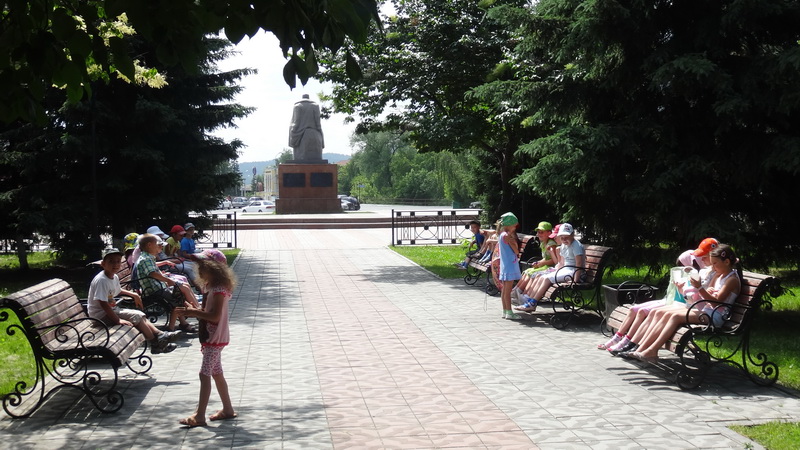 Сквер Чорос-Гуркина в Горно-Алтайске