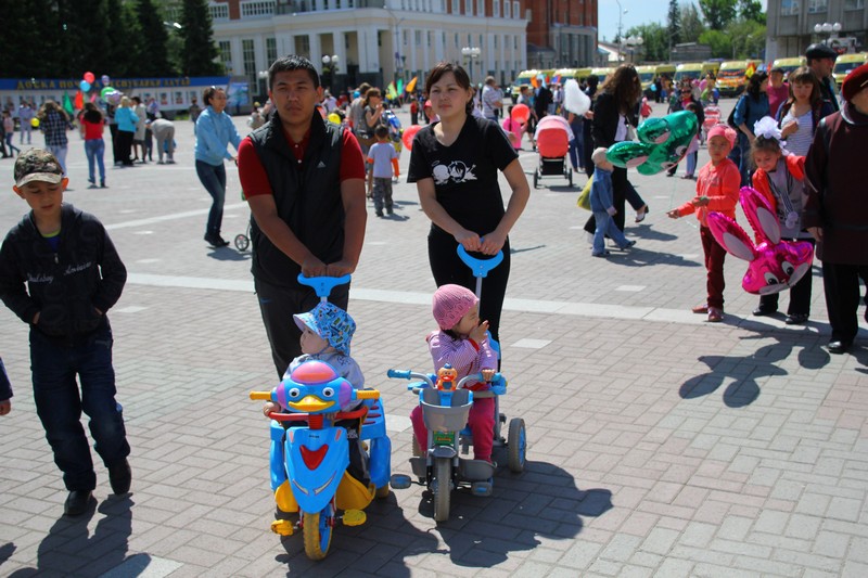 Как празднуют День защиты детей в Горно-Алтайске