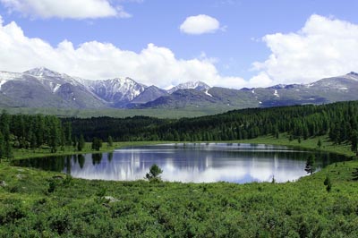 Озеро в Горном Алтае