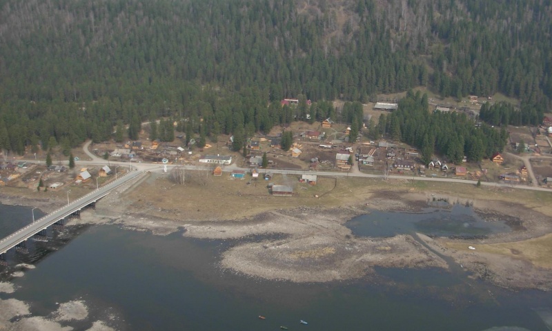 Телецкое озеро 24.04 2012. Вид с вертолета